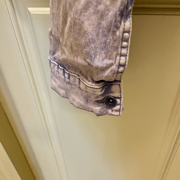 Denim, Jean Jacket., beautiful stone washed lavender, great condition. - Picture 4 of 5